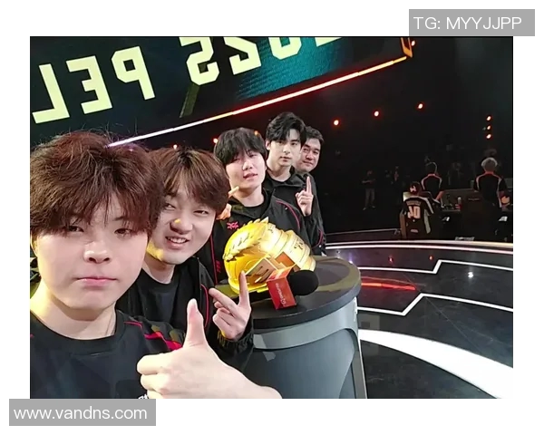 JDG在和平精英耐力排行榜中荣登s15电竞总决赛第一名的辉煌成就 JDG在和平精英耐力排行榜中荣登s15电竞总决赛第一名的辉煌成就